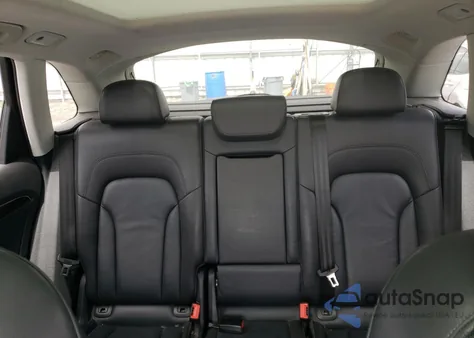 2017 Audi Q5 Premium из США, поврежденный, VIN WA1C2AFP2HA077986